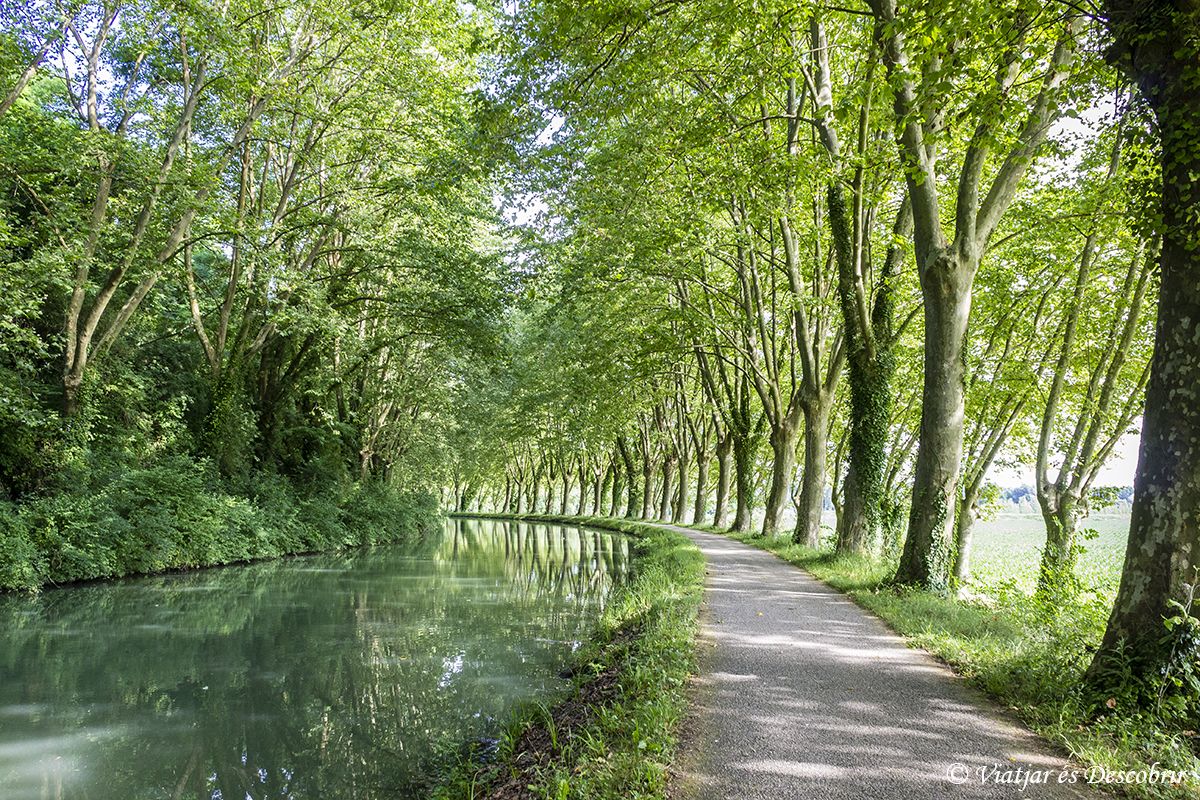 França en bicicleta. Canal de Garonne