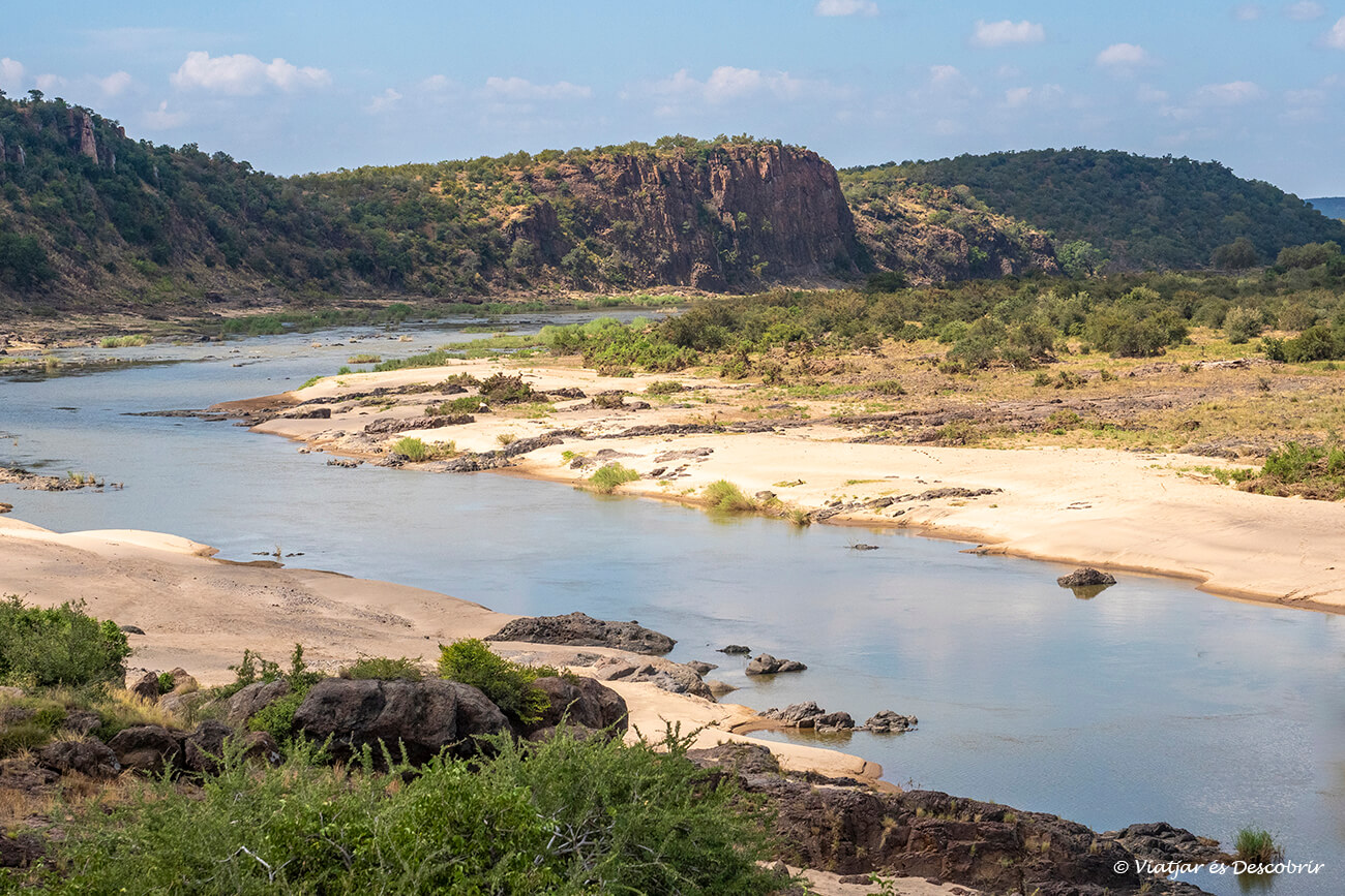 el paisatge del riu Olifants és un dels més bonics del Kruger a Sud-àfrica