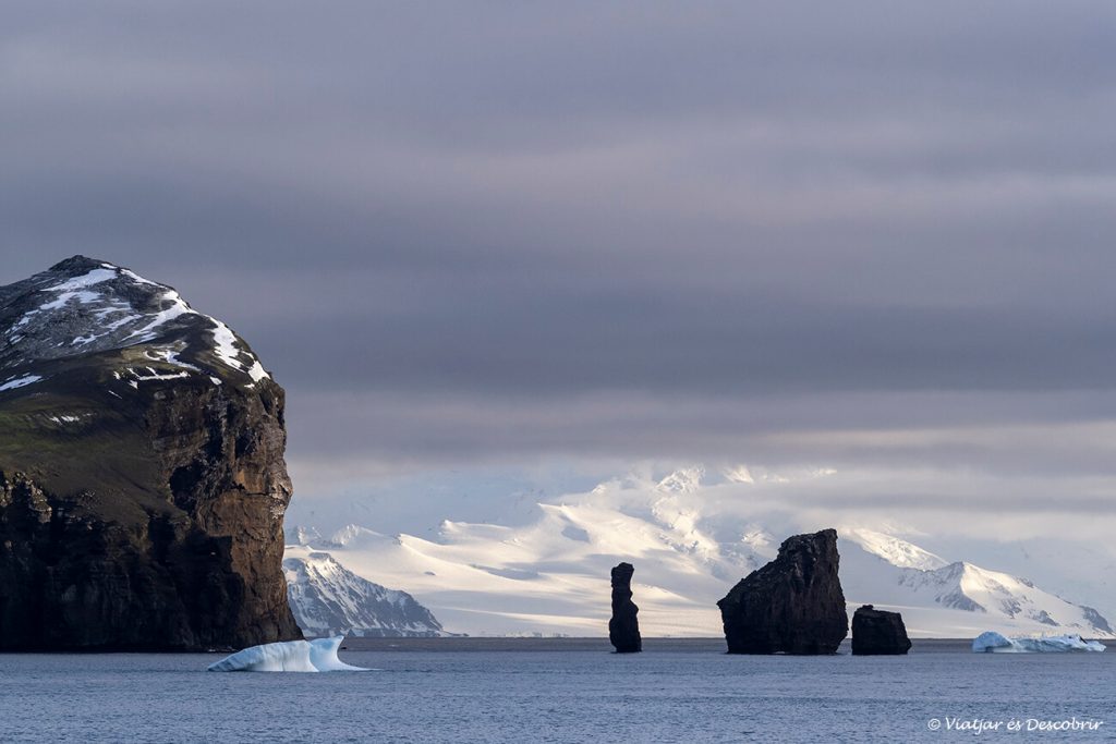 paisatge de les illes shetland del sud durant el final del recorregut després de complir el somni de viatjar a l'Antàrtida