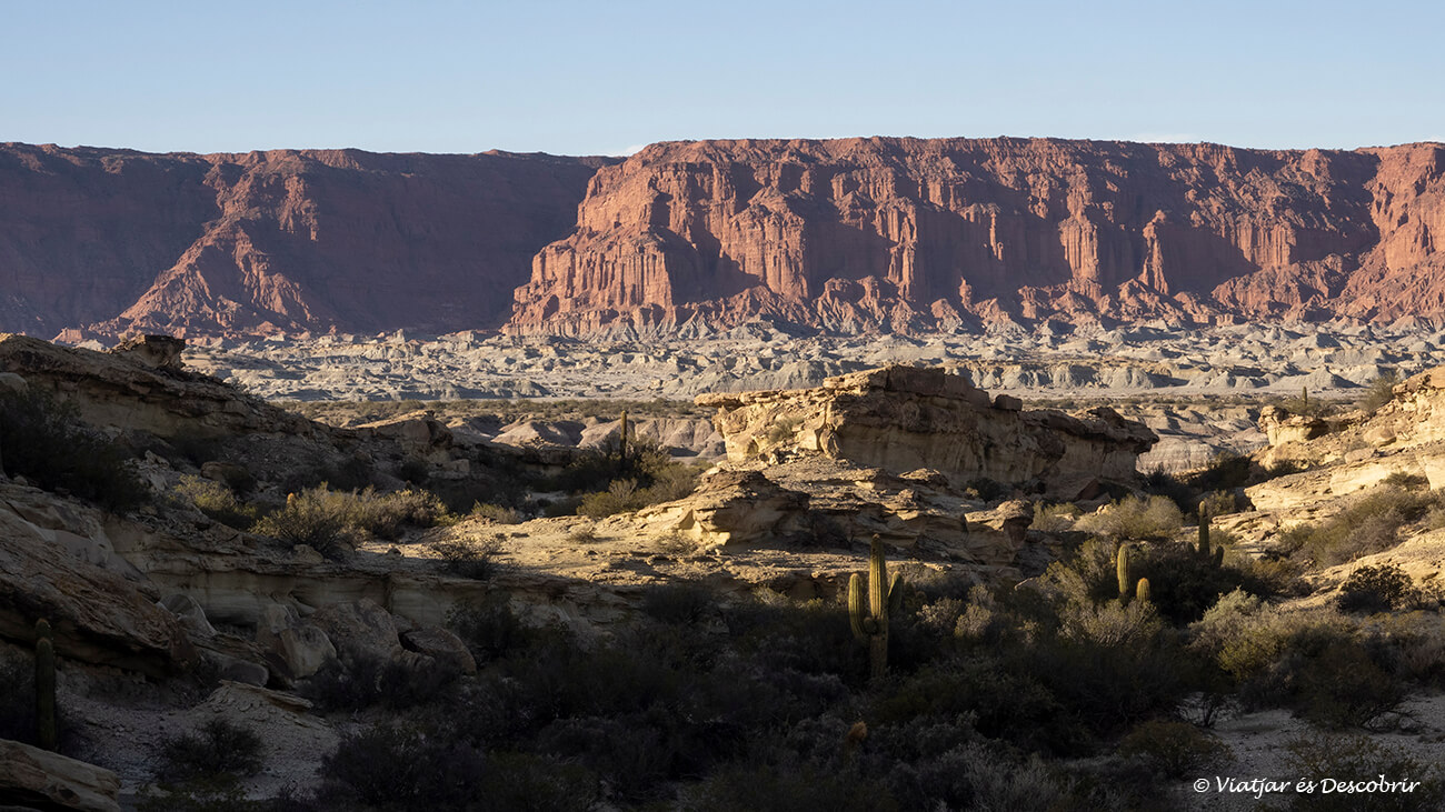 posta de sol i final de l'experiència de visitar Talampaya i Ischigualasto