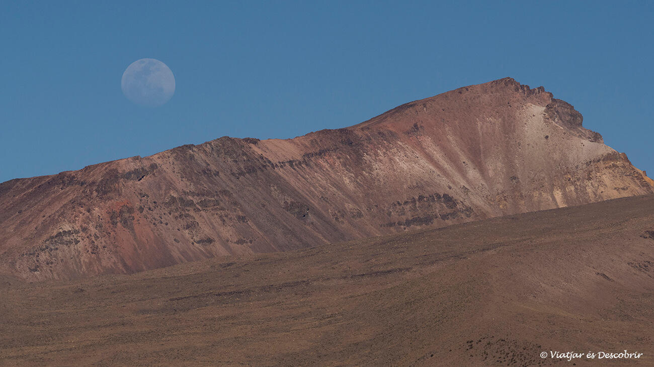 paisatge carretera per arribar a Putre i Parc Nacional Lauca