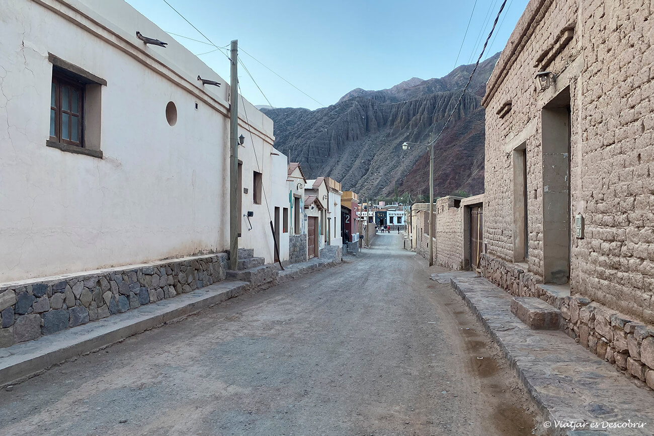 carrers de Purmamarca un dels imprescindibles de Salta i Jujuy