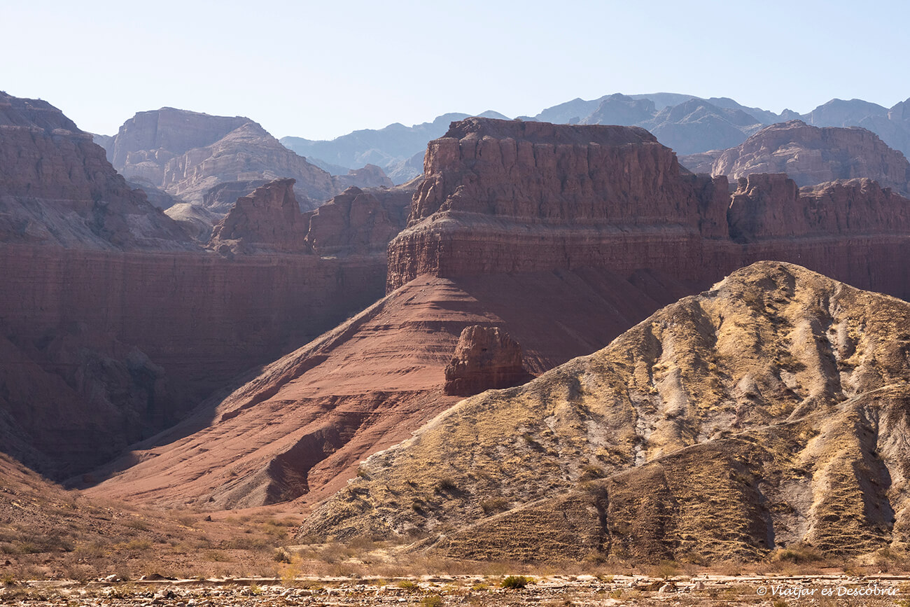 paisatge al llarg del camí de la Senda de los Estratos