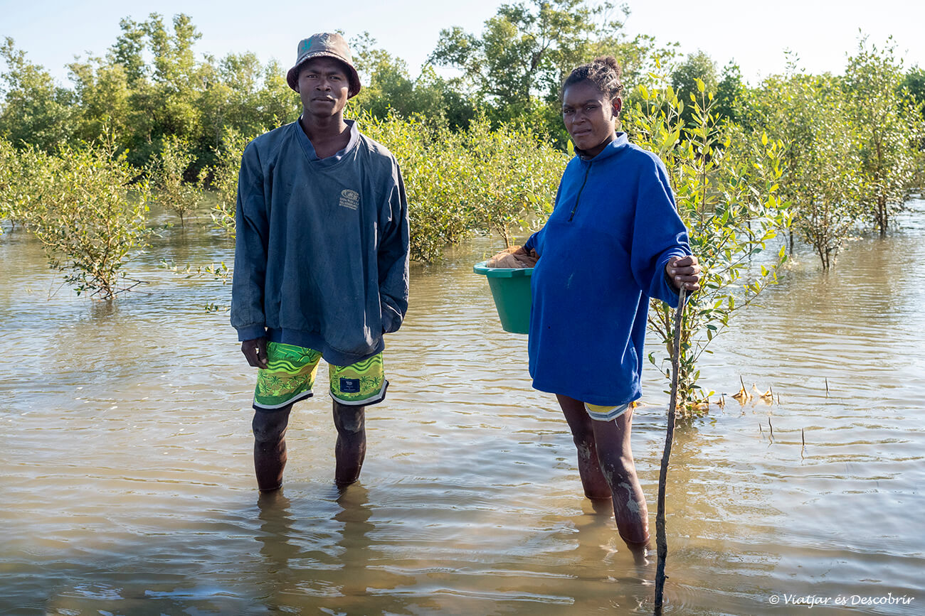 pescadors locals al riu Morondava