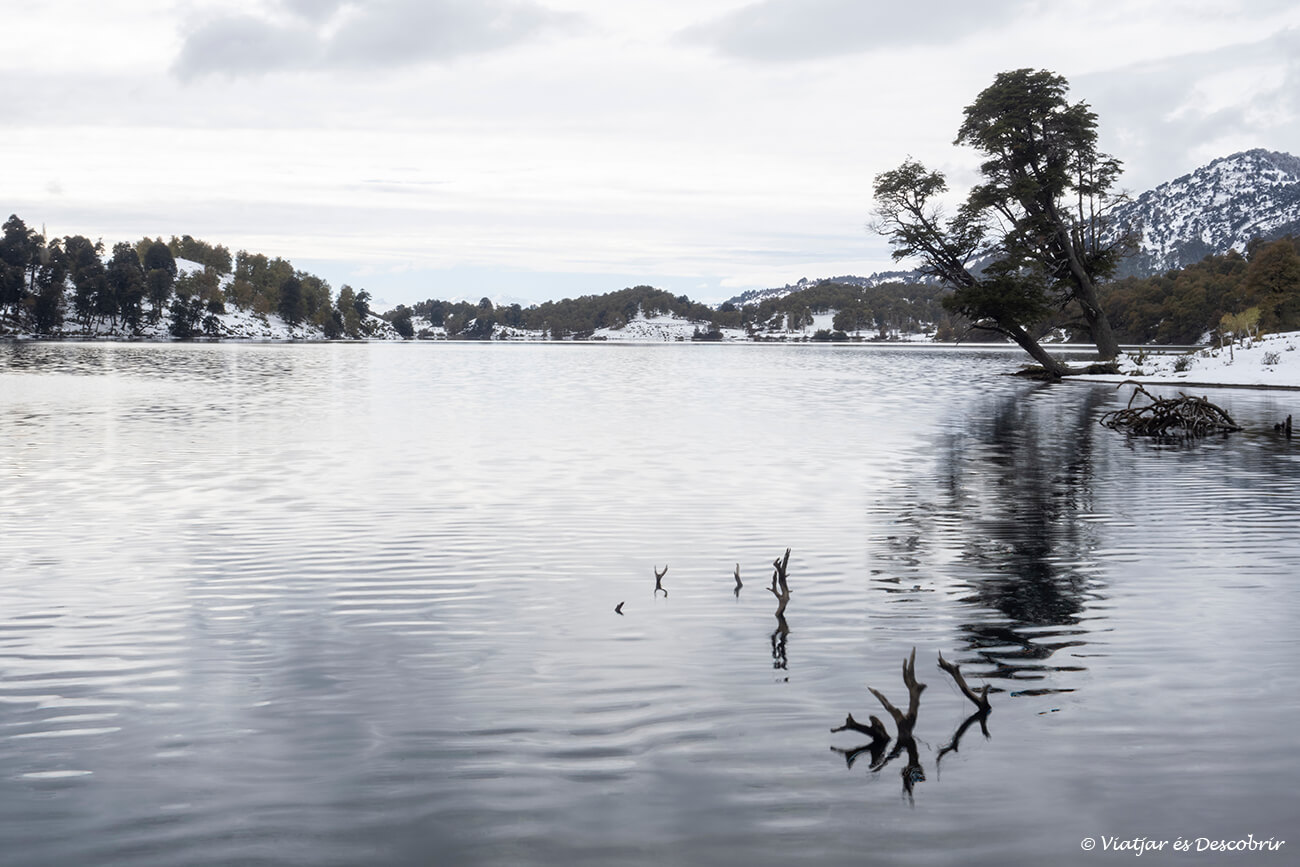 llac Icalma amb neu al voltant