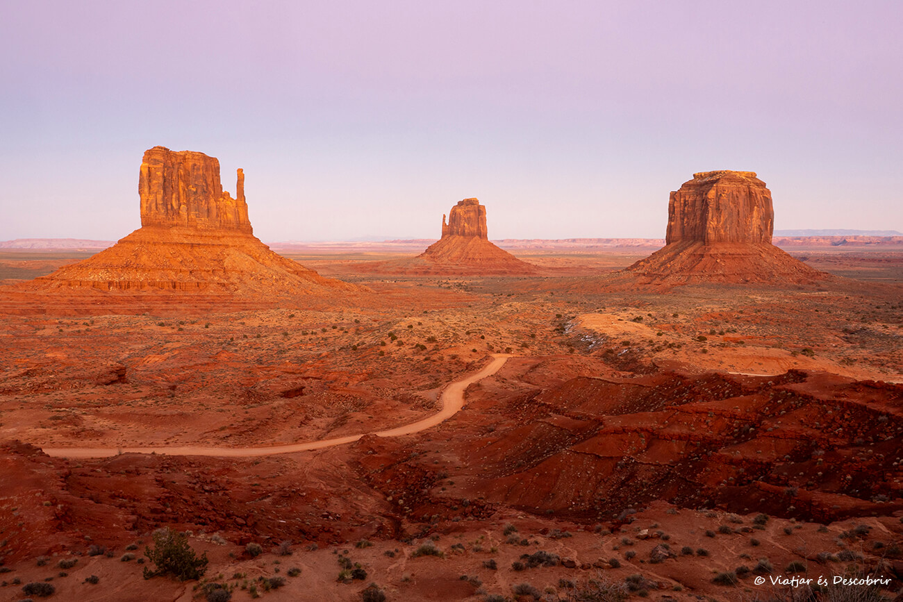 Actualment esteu veient Guia de Monument Valley: què veure, preus i consells